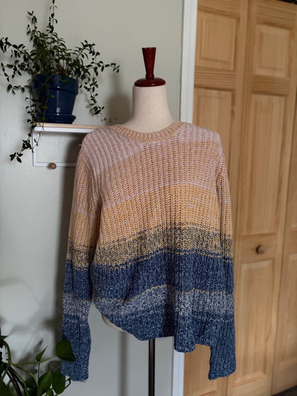 Tribal Chunky Knit Sweater – Blue Cream Tan (Women’s L)